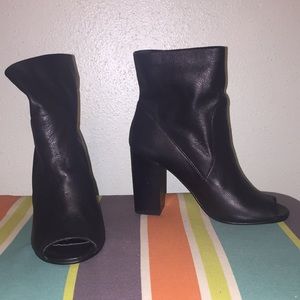 Chinese laundry talk show peep toe booties